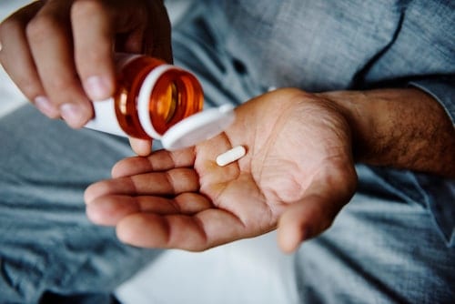 Know common food and drug interactions to stay healthy and safe